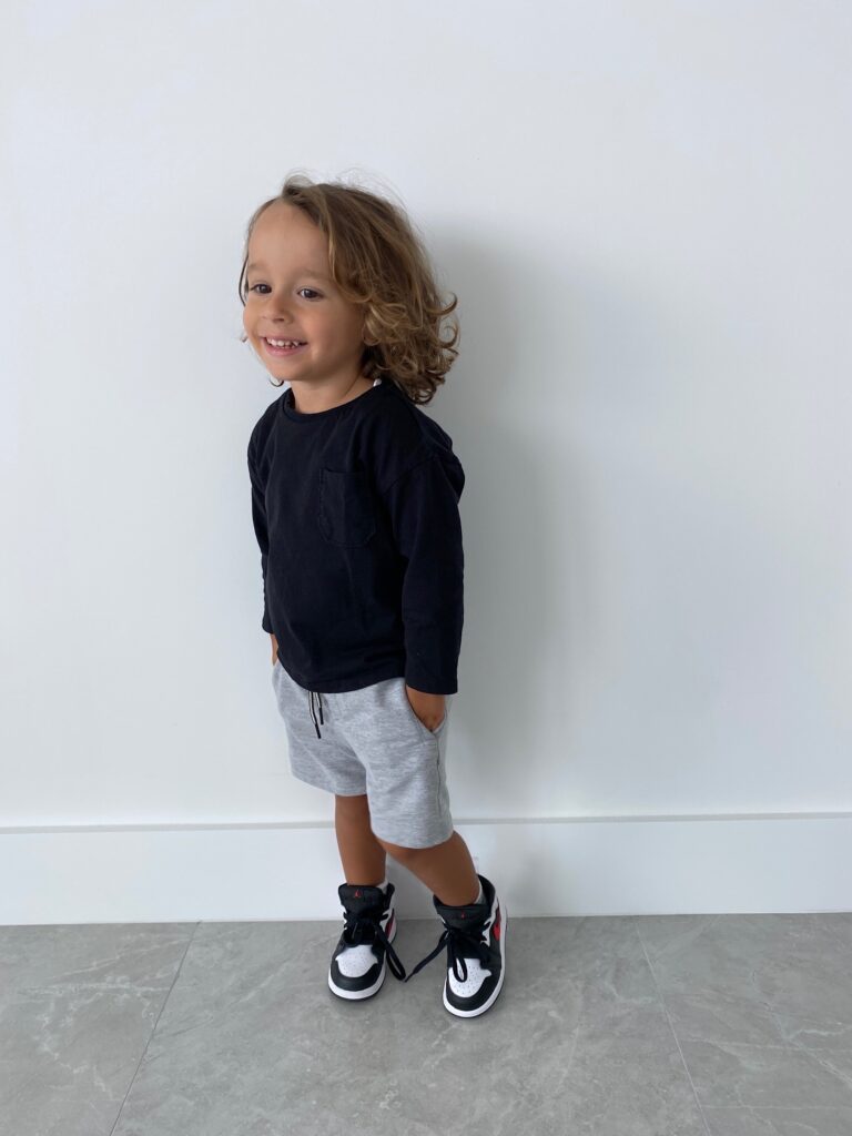 melijoe shorts, toddler style inspo, melijoe, trendy toddler, kids apparel, nike toddler sneakers, nike kids, high-top kids sneaker