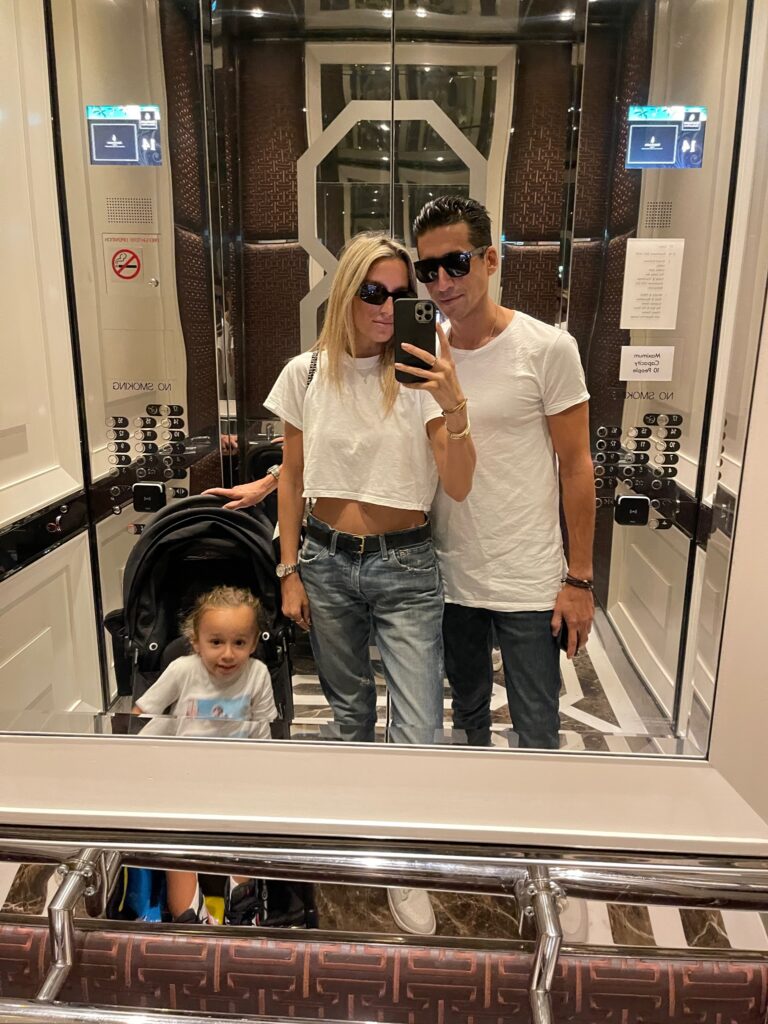 prada sunglasses, vintage jeans, karla hanes tshirt, amazon tshirt, gucci belt, ksubi, disney vacation, family style inspo