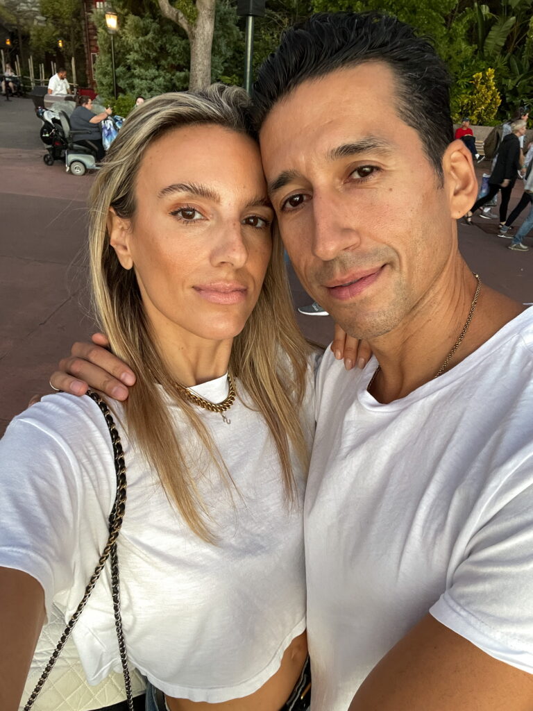 couple style inspo, karla hanes tshirt, amazon basics, amazon the drop influencer, electric picks, stone and strand, ksubi, disney trip